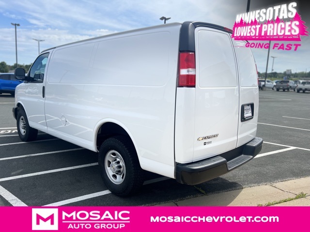 2023 Chevrolet Express 2500