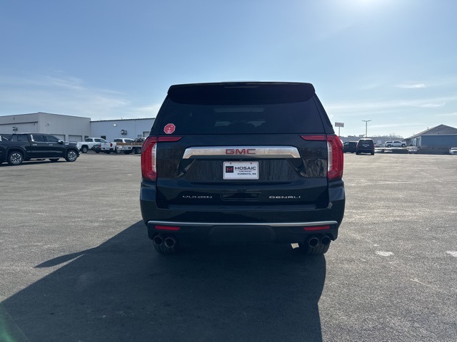 2023 GMC Yukon