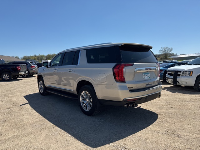 2023 GMC Yukon XL