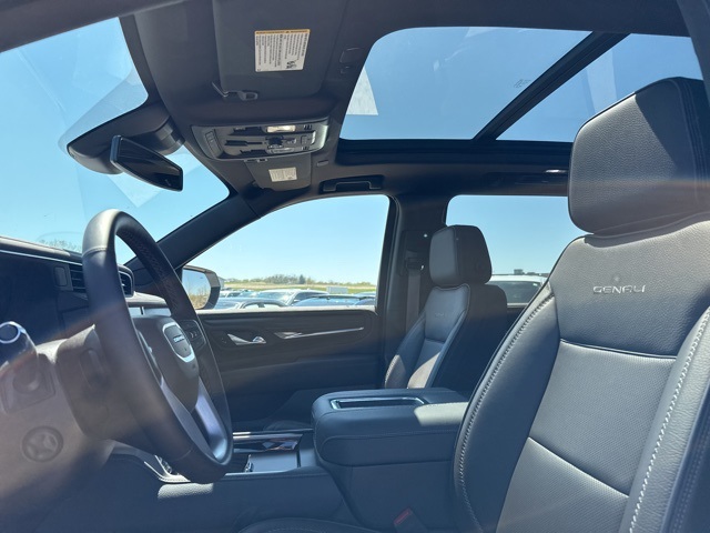 2023 GMC Yukon XL