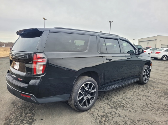 2023 Chevrolet Suburban