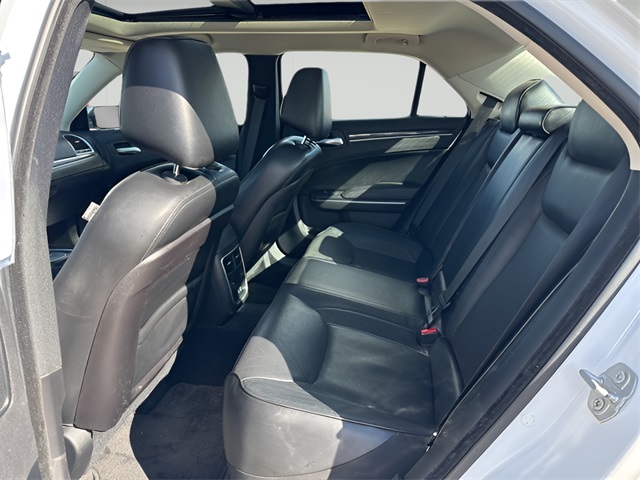 2017 Chrysler 300