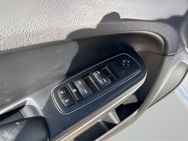 2017 Chrysler 300