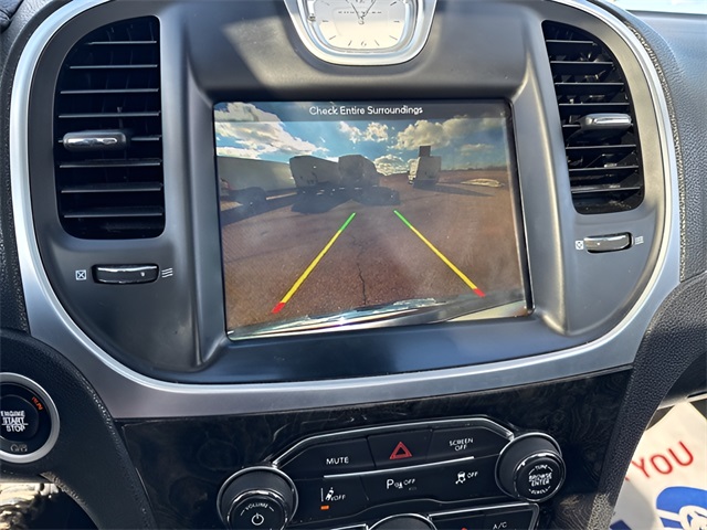 2017 Chrysler 300