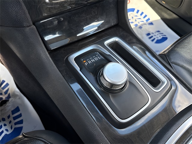 2017 Chrysler 300