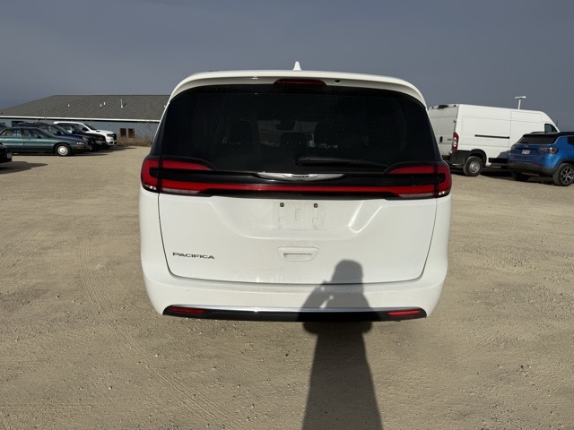 2022 Chrysler Pacifica