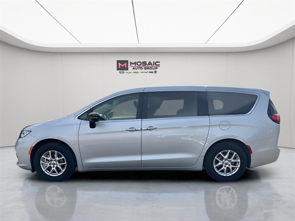 2024 Chrysler Pacifica