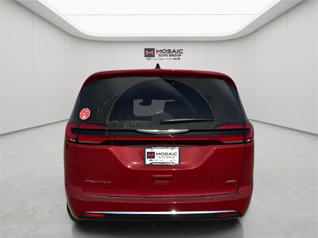 2025 Chrysler Pacifica