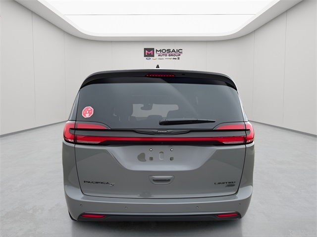 2025 Chrysler Pacifica