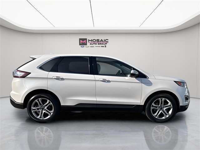 2016 Ford Edge