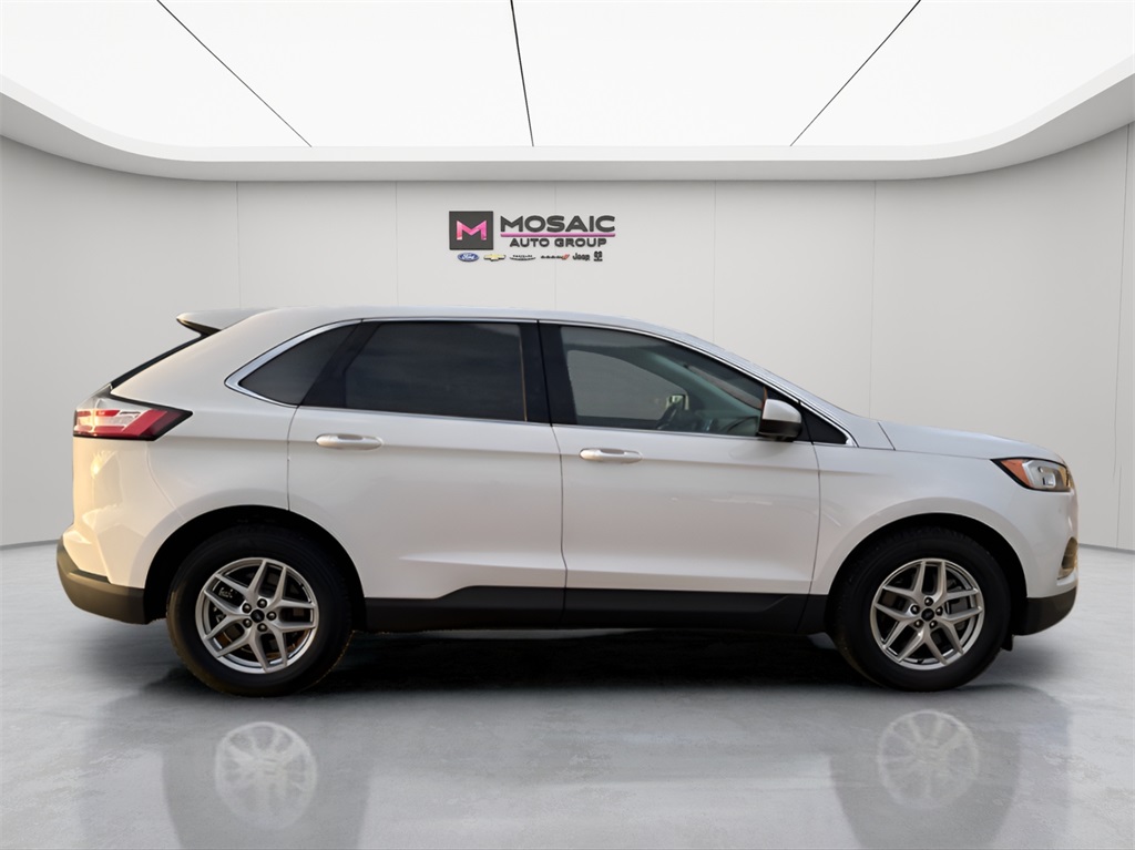 2021 Ford Edge