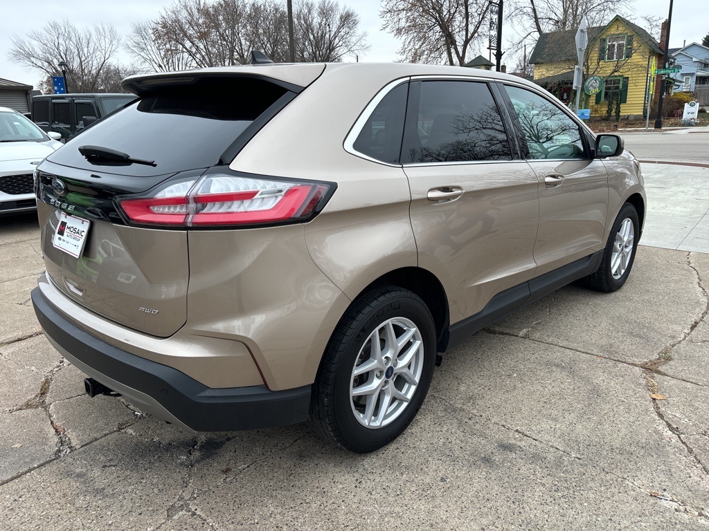 2021 Ford Edge