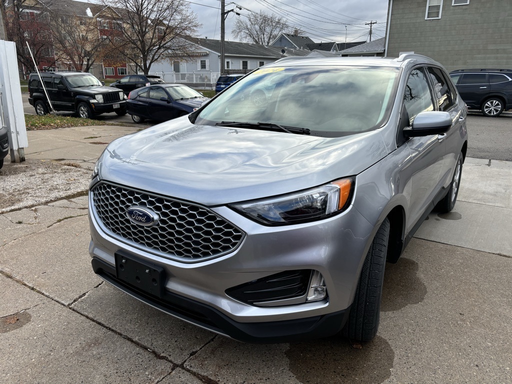 2024 Ford Edge