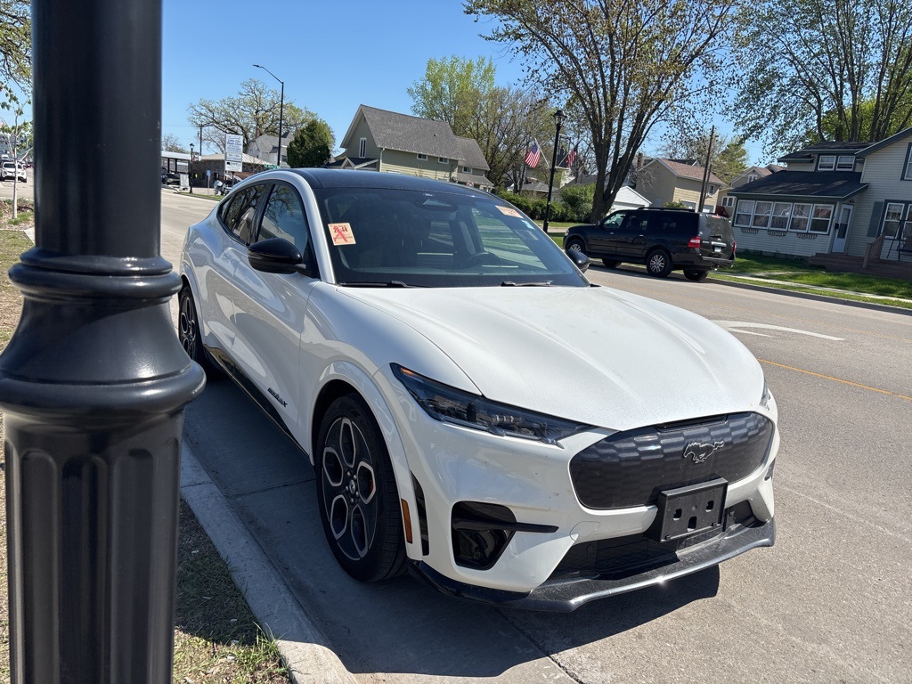 2021 Ford Mustang Mach-E