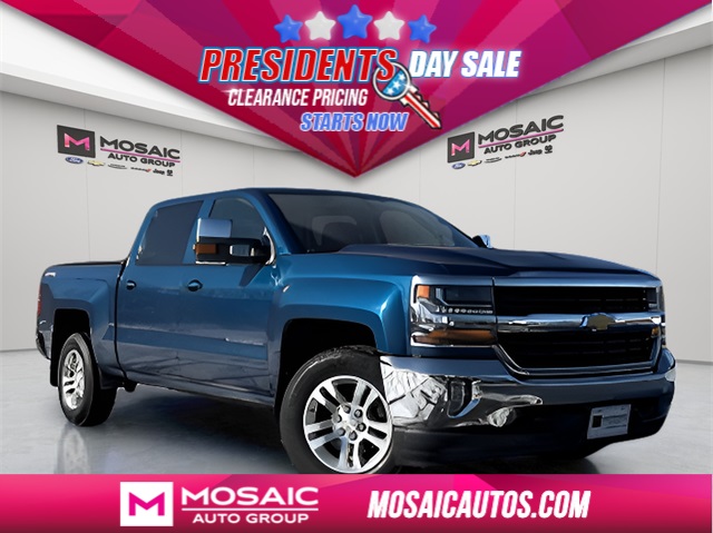 Used 2017 Chevrolet Silverado 1500 LT with VIN 3GCUKREC9HG482056 for sale in Zumbrota, Minnesota