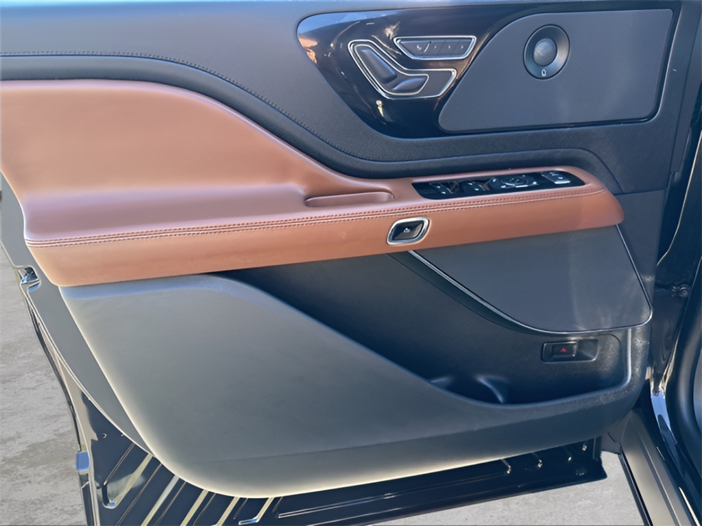 2023 Lincoln Aviator