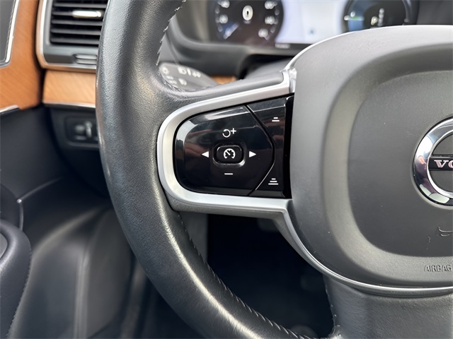 2022 Volvo XC90 Recharge Plug-In Hybrid