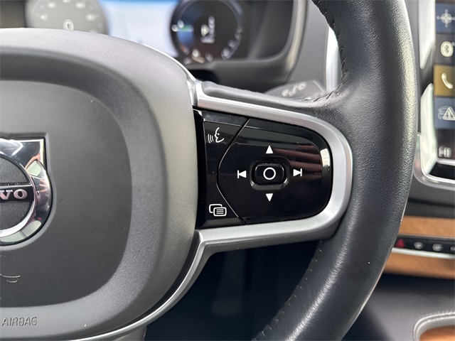 2022 Volvo XC90 Recharge Plug-In Hybrid