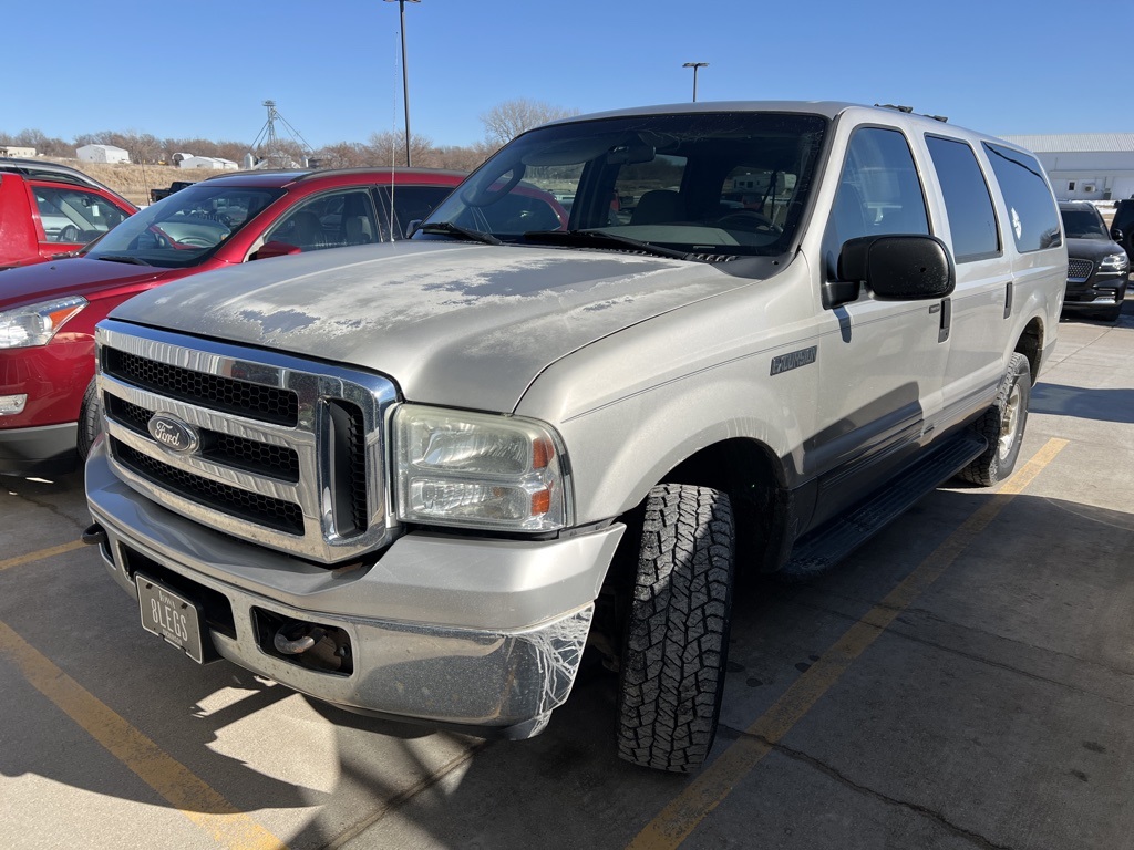 Used 2005 Ford Excursion 4D  SUV