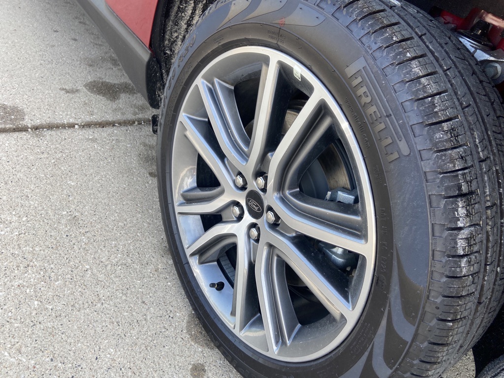 2023 Ford Edge