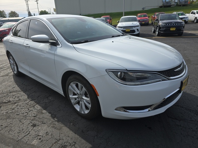 2016 Chrysler 200