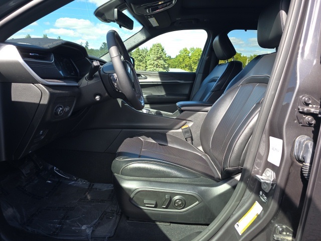 2024 Jeep Grand Cherokee L