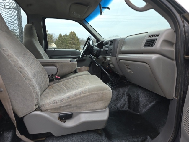 1999 Ford F-550SD