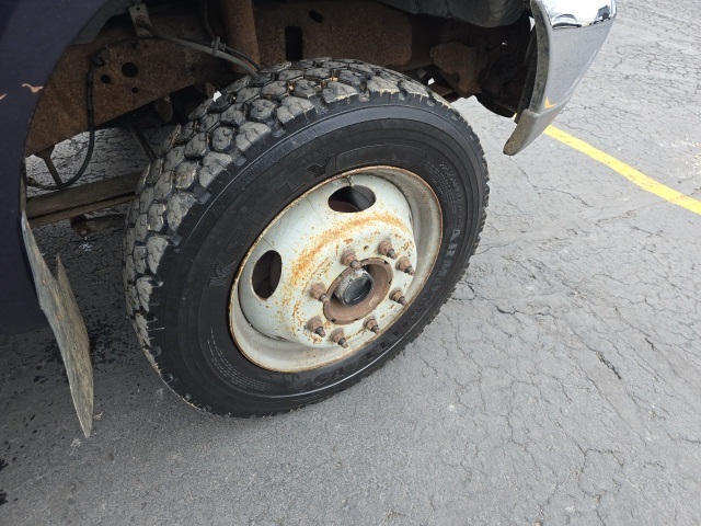 1999 Ford F-550SD