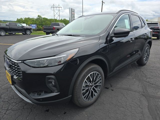2025 Ford Escape Plug-In Hybrid