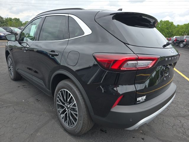 2025 Ford Escape Plug-In Hybrid