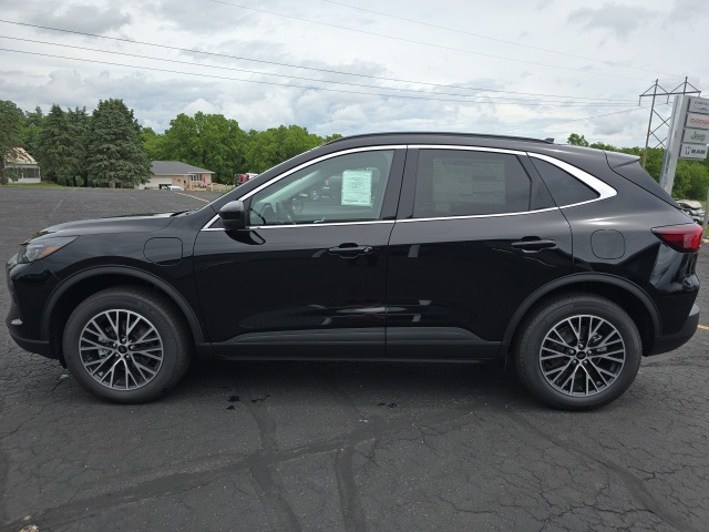 2025 Ford Escape Plug-In Hybrid