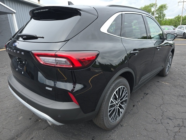 2025 Ford Escape Plug-In Hybrid
