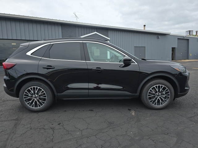 2025 Ford Escape Plug-In Hybrid
