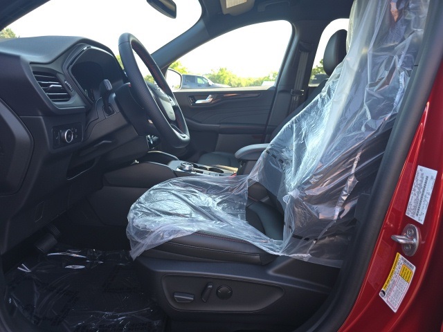 2025 Ford Escape Hybrid