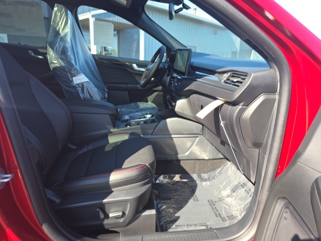 2025 Ford Escape Hybrid