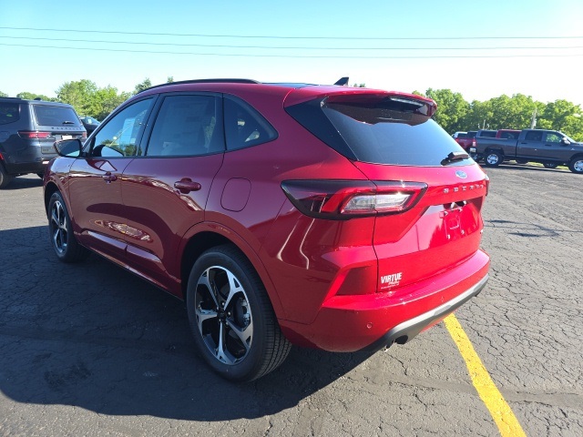 2025 Ford Escape Hybrid