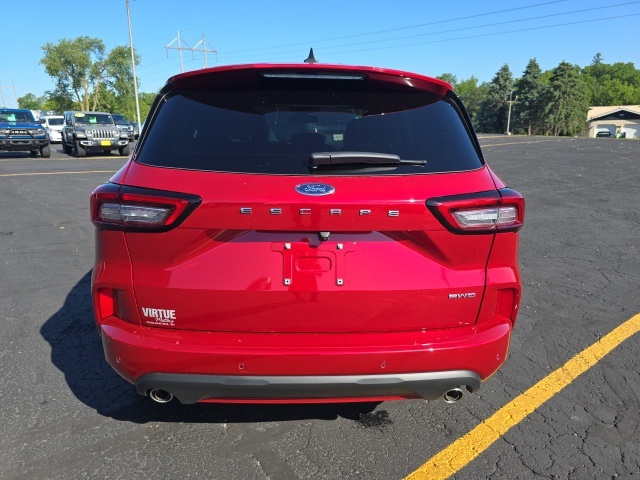 2025 Ford Escape Hybrid
