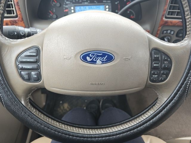 2004 Ford Excursion