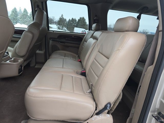 2004 Ford Excursion