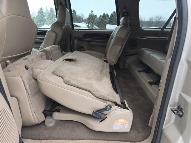 2004 Ford Excursion