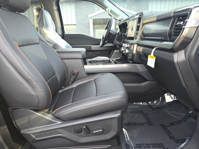 2026 Ford F-250 Lariat photo 25