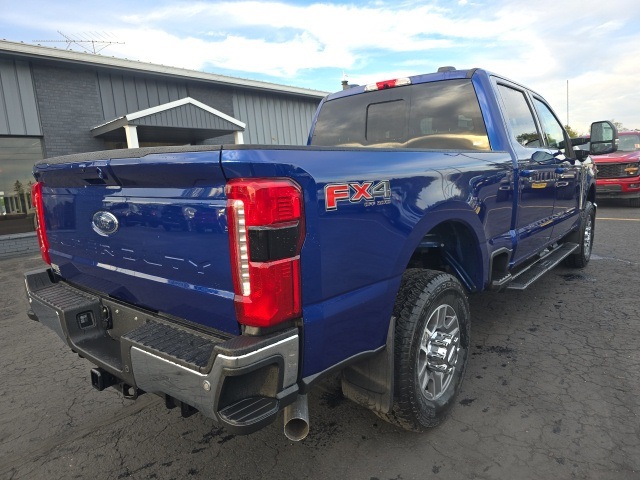 2026 Ford F-250 Lariat photo 7