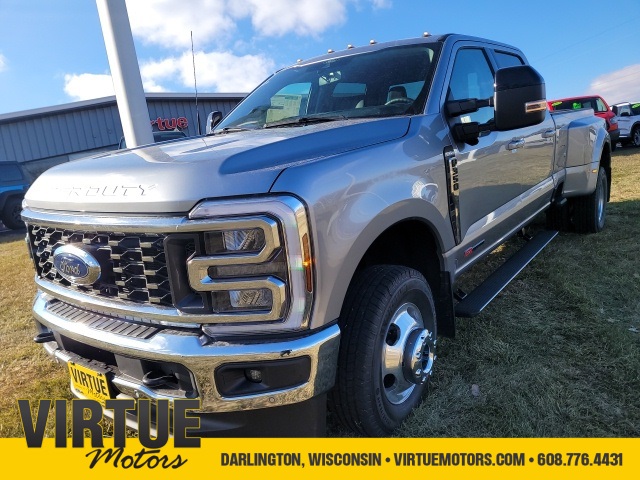 New 2024 Ford F-350SD Lariat Truck
