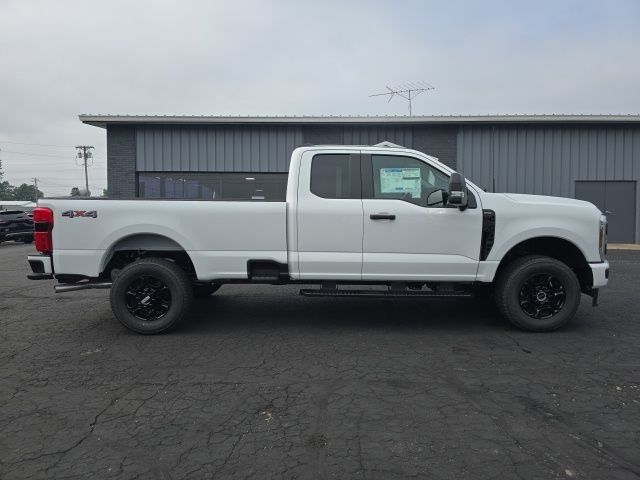 2025 Ford F-350SD