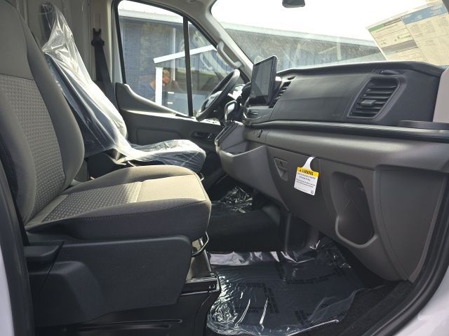 2025 Ford Transit-250