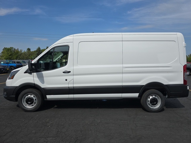 2025 Ford Transit-250