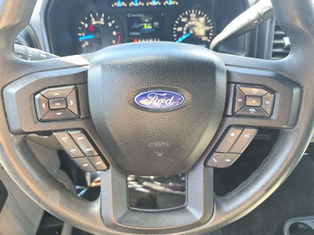 2015 Ford F-150 XL photo 10
