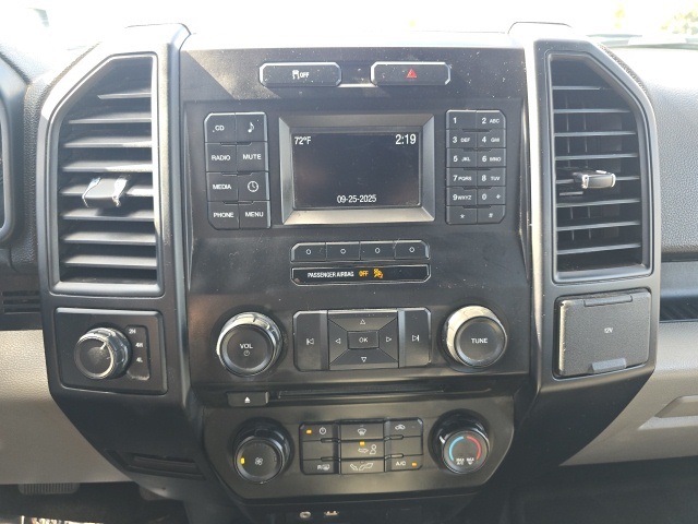 2015 Ford F-150 XL photo 12