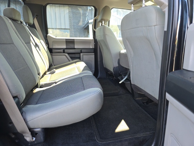2015 Ford F-150 XL photo 19