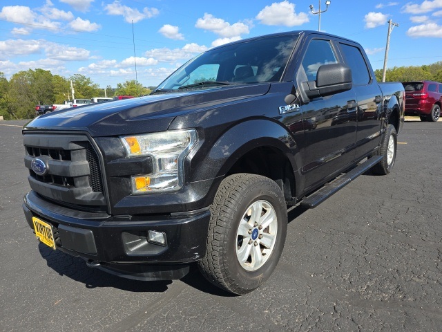 2015 Ford F-150 XL photo 2